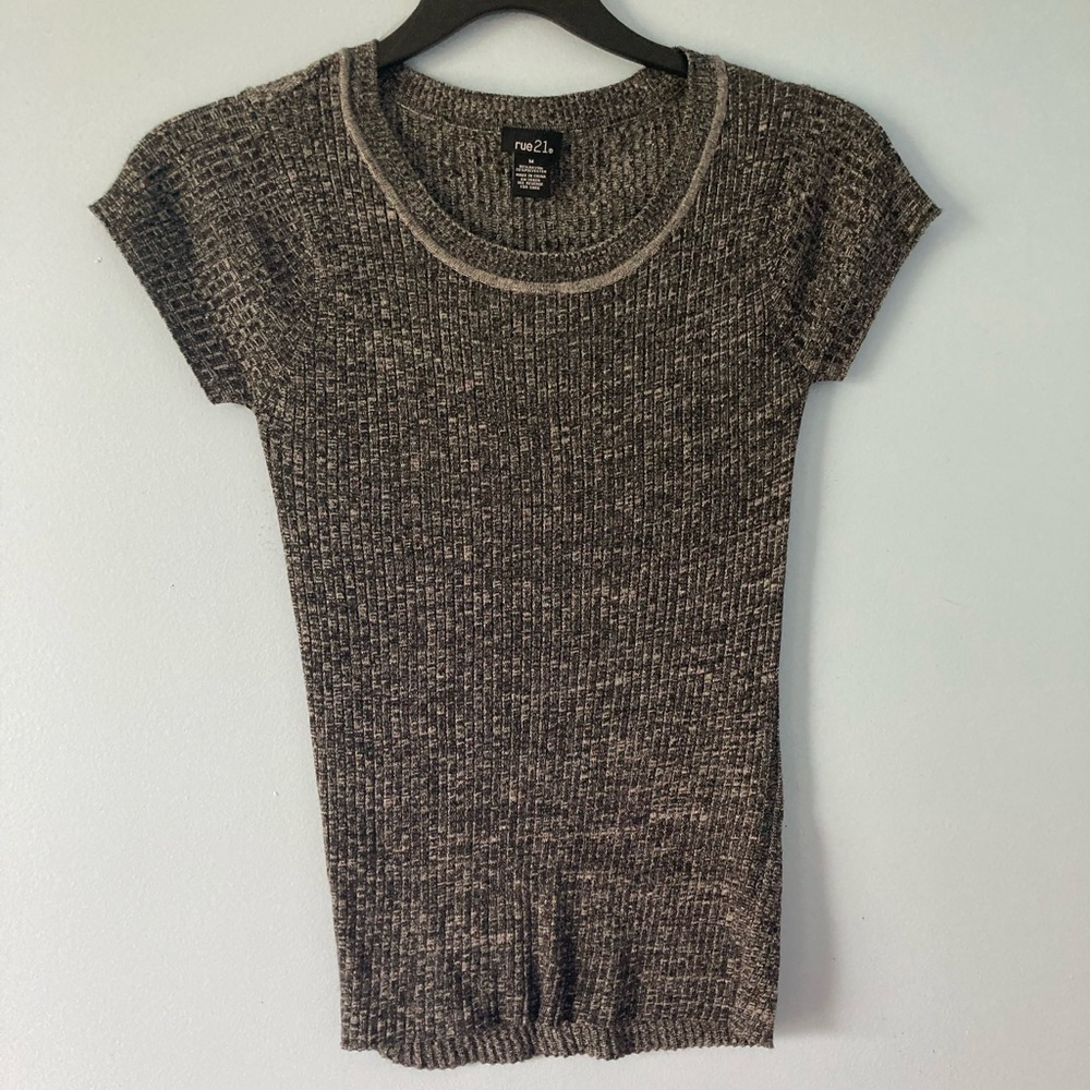 Rue 21 grey knitted top